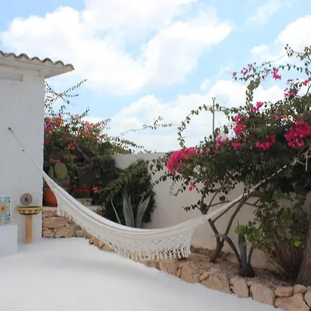 Hotel Macondo 3*