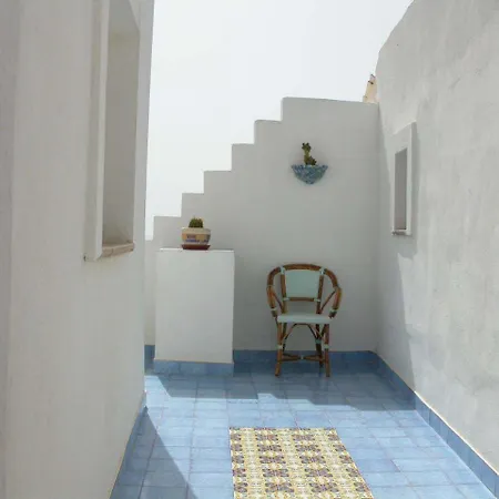 Macondo Lampedusa