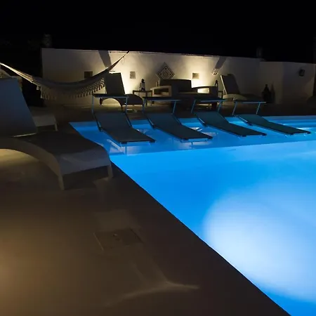 Macondo Hotel 3*